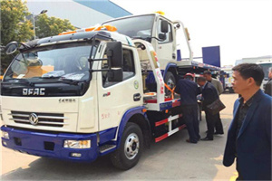 万全汽车道路救援拖车价格